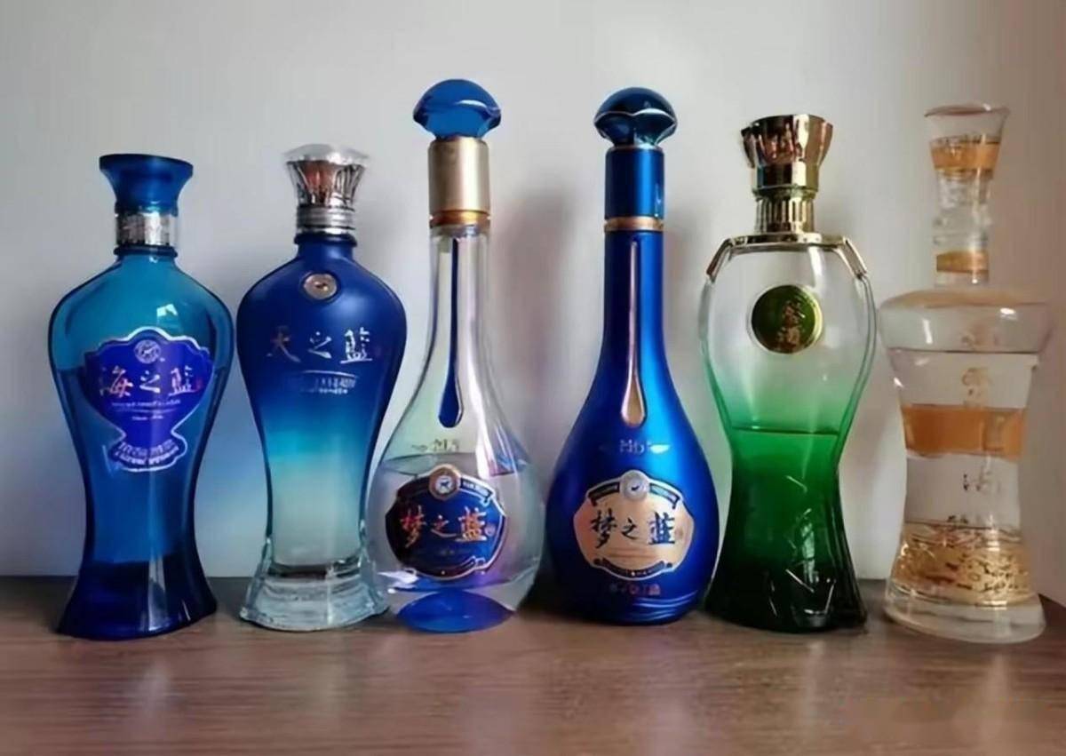 同為洋河系列白酒，海之藍(lán)、天之藍(lán)、夢之藍(lán)區(qū)別在哪？弄清楚再喝